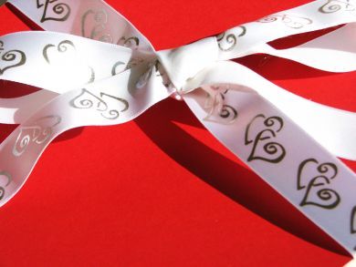 Duet Hearts Ribbon White