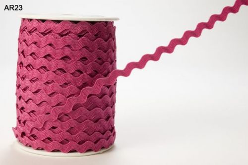 5mm Ric Rac Dark Pink